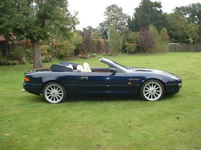 Aston Martin+DB7